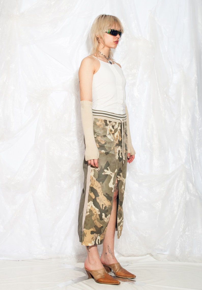 Vintage Y2K Cargo Skirt in Green Camo Print 2000s Freesoul Maxi Skirt Military Streetwear Small image 6