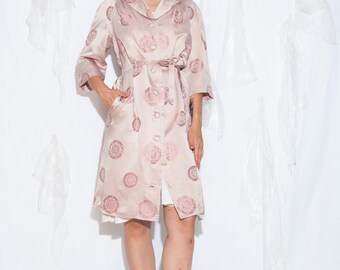 Vintage 60s Handmade Pink Silk Brocade Robe - Antique Dressing Gown - Loungewear Coat - Size L