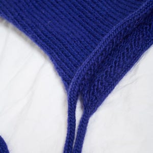 Handmade Knitted Hood in Purple made from Vintage Yarn - Baby Bonnet Hat with Bow - Sustainable Fashio Designer Accessory image 5