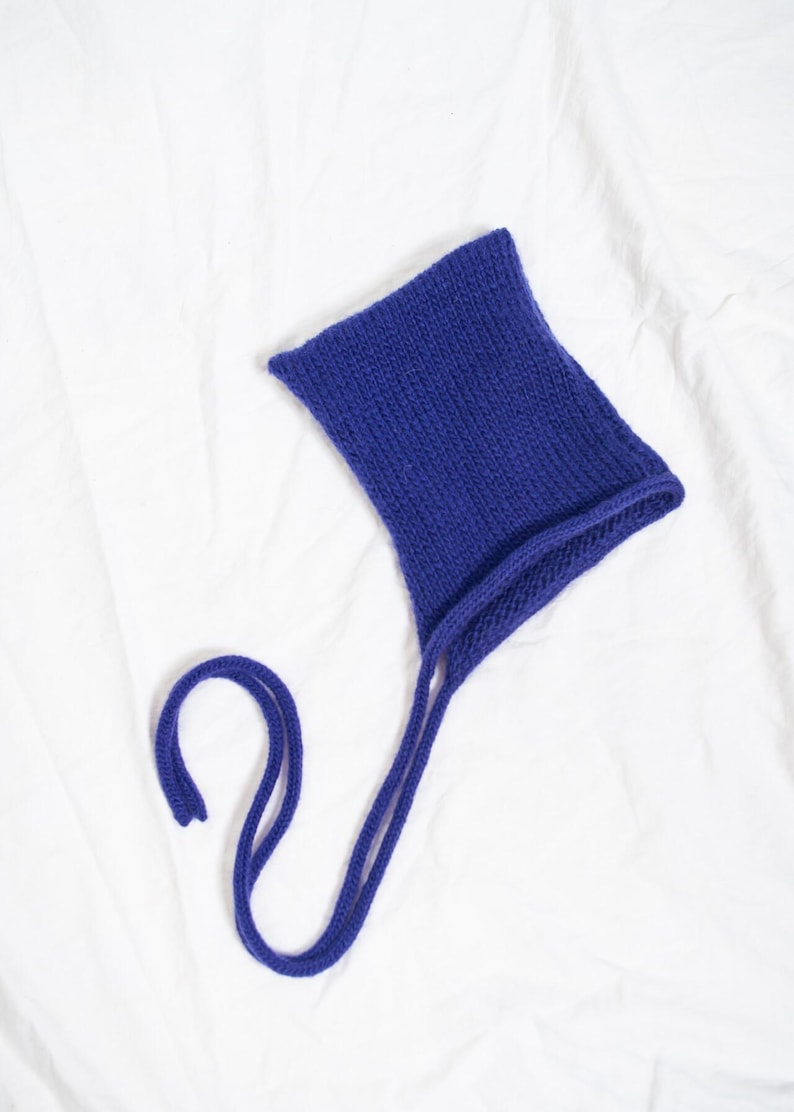 Handmade Knitted Hood in Purple made from Vintage Yarn - Baby Bonnet Hat with Bow - Sustainable Fashio Designer Accessory image 2