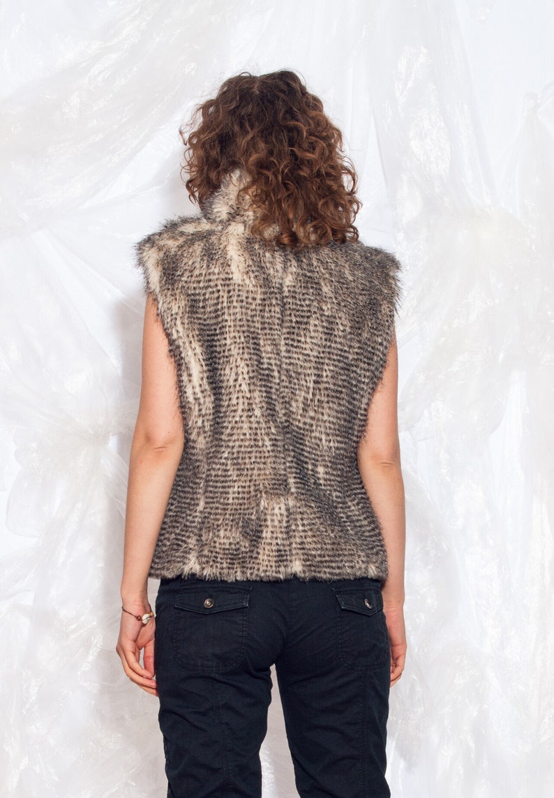 Vintage Y2K Brown Faux Fur Vest - 2000s Whimsigoth Festival Gilet Waistcoat - Size S image 3