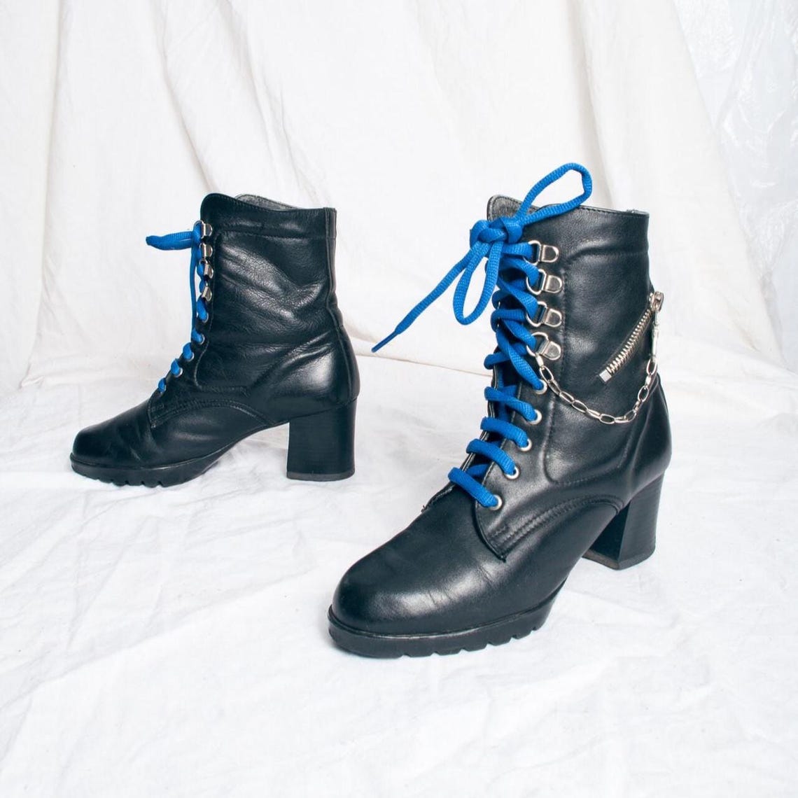Vintage 90s Leather Boots in Black - 1990s Grunge Style High Heel Victorian Shoes - Size 36.5, foto 2 di 5
