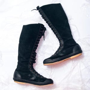 Vintage Y2K Converse Knee-High Boots in Black - 2000s Lace-Up Leather Boxing Shoes Footwear - Grunge Style - Size 38