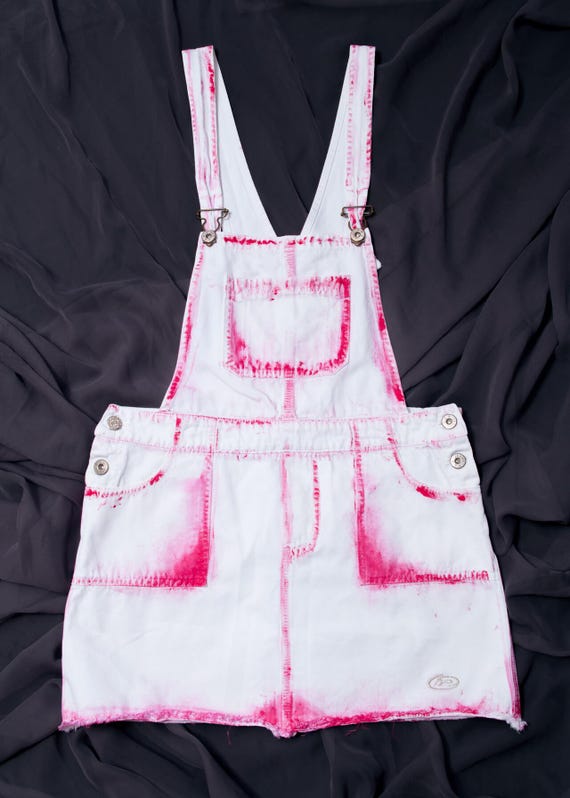 Reworked Vintage Y2k Dungaree Dress in White and Pink - 2000s Upcycled Denim Micro Skirt - Pinafore Style Hand Painted Jeans Dress - Size M