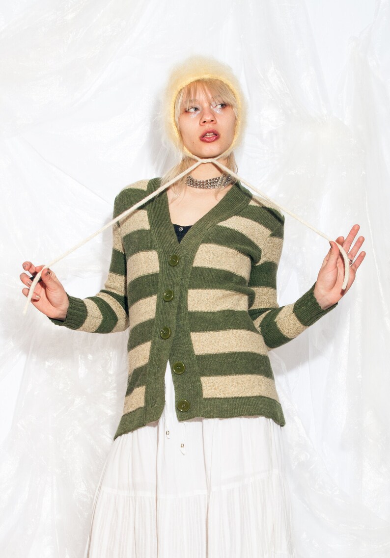 Vintage Y2K Knit Cardigan in Green Beige Vertically Striped 2000s Grungey Fairycore Grunge Sweater Small image 3