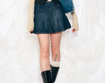 Jupe en jean plissée vintage Année 2000 en bleu foncé des années 2000 Fairycoer Grunge Streetwear taille moyenne Mini Sirt Small