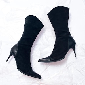 Vintage Y2K Cobbler Boots in Black Leather - 2000s Pointed Toe Genuine Suede Shoes - Retro Fashion Footwear - Size 40