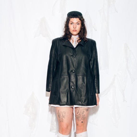Vintage Y2K Leather Coat in Black - 2000s Matrix-style Grunge Vintage Y2K Leather Coat in Black - 2000s Matrix-style Grunge