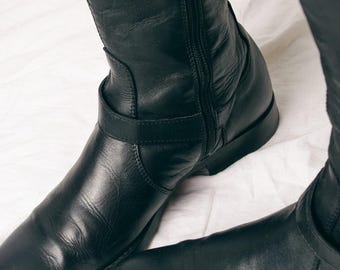 Vintage Y2K Black Leather Boots - 2000s Knee High Riding Footwear