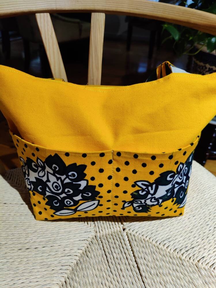 MankaGifts Lined Tote Bag With 4 Deep Pockets  - Medium