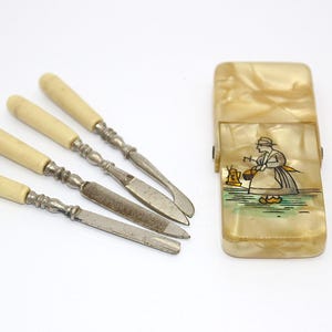 Set da manicure vintage in bachelite, circa anni &#39;20