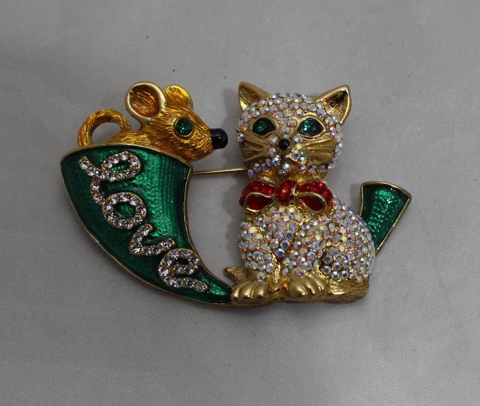 Butler and Wilson Cat Brooch - Etsy