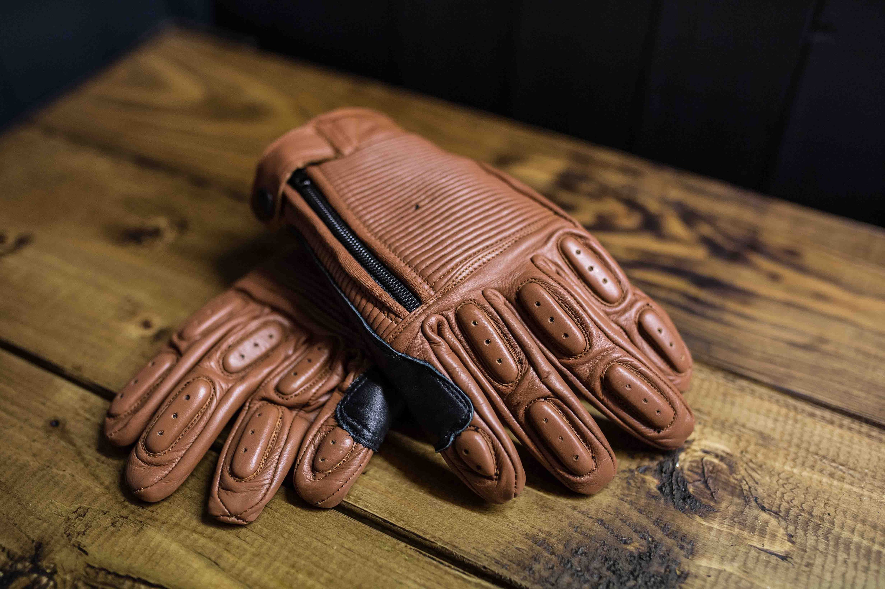 Cafe racer hotsell leather gloves