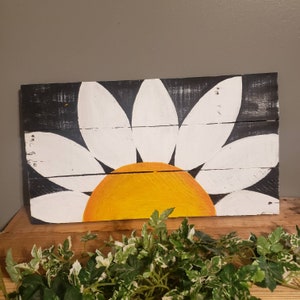 Daisy art painting, Hand painted,  wood art, wall hanging art, daisy painting