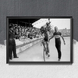 Tour de France Photography Retro Poster, Self Adhesive Poster, Tour De France, Bicicletta Decor #168