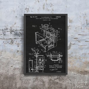 May include: Black and white patent drawing of a potter's wheel with variable speed drive arrangement. The drawing shows the different parts of the machine, including the motor, the wheel, and the drive mechanism. The patent number is 3,605,218 and the date is 20 September 1971.
