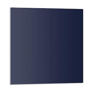 Puede incluir: Un lienzo cuadrado azul marino liso, probablemente para arte o decoración, sobre un fondo blanco. El lienzo tiene un acabado liso y mate y está uniformemente coloreado. La forma cuadrada es ideal para arte mural.
