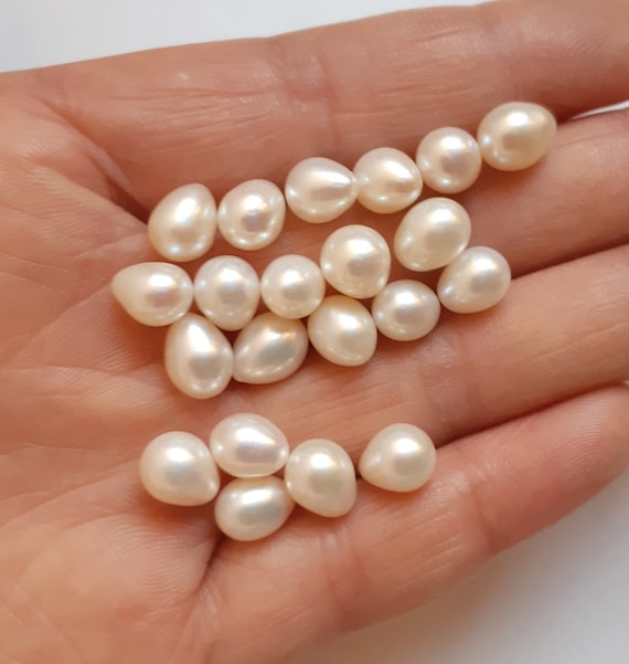 Loose Flower Pearls, Genuine Freshwater Pearl Beads in Natural