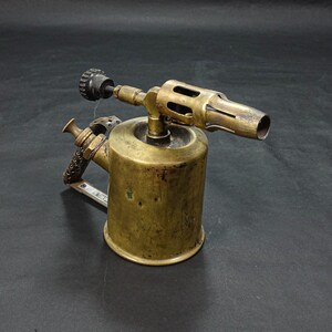 A Rare Small Vintage Brass 14 Pint Petrol Blow Torch Blowlamp Stamped Bladon Made in England