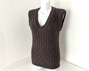 Hand knitted classic vest V-Neck vest for men Unisex classic vest for every day Unisex sleeveless pullover