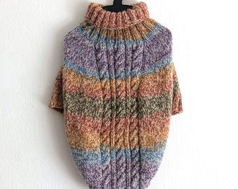 Suéter multicolor para perro tejido a mano: raza mediana, patrón clásico