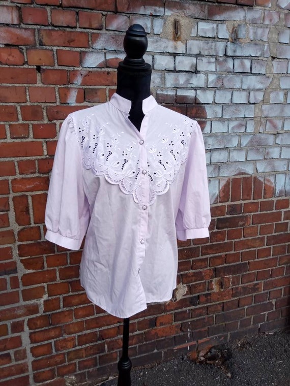 Vintage folklore blouse lilac