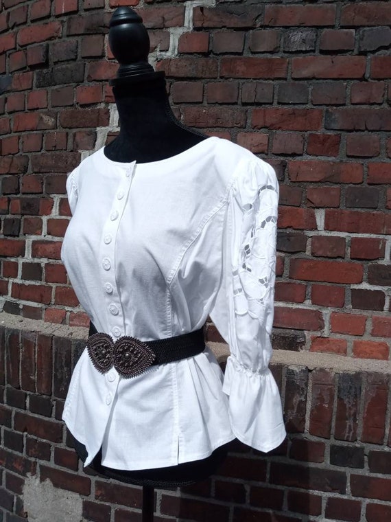Vintage blouse folklore 70s