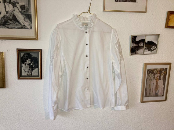 Vintage folklore blouse stand-up collar