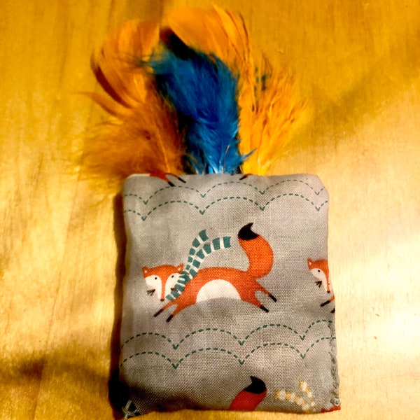 Feather Fox Catnip Cat Toy with Crinkles