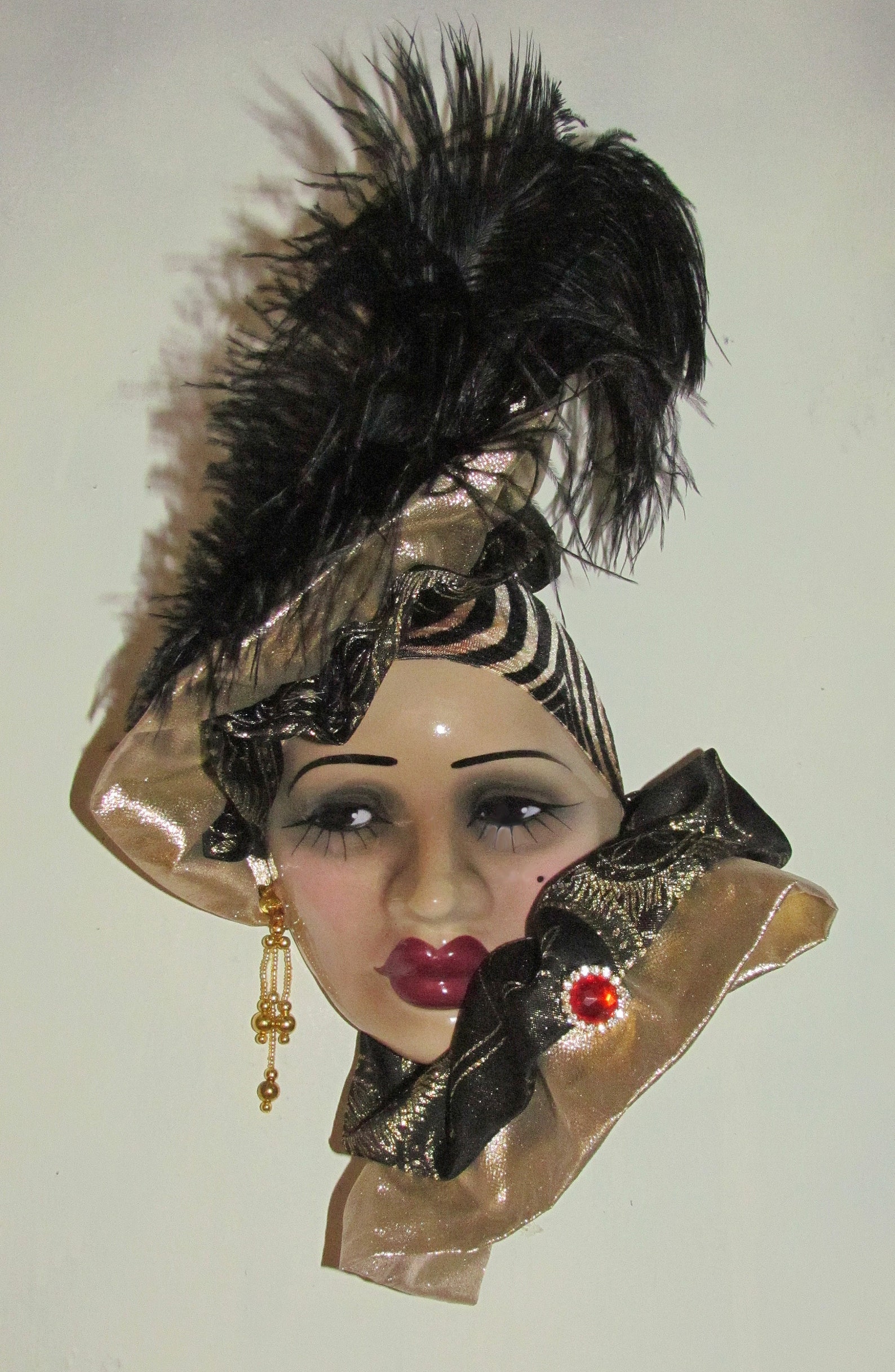 Unique Creations Large Women of Color, Black Lady Face Mask Wall Decor