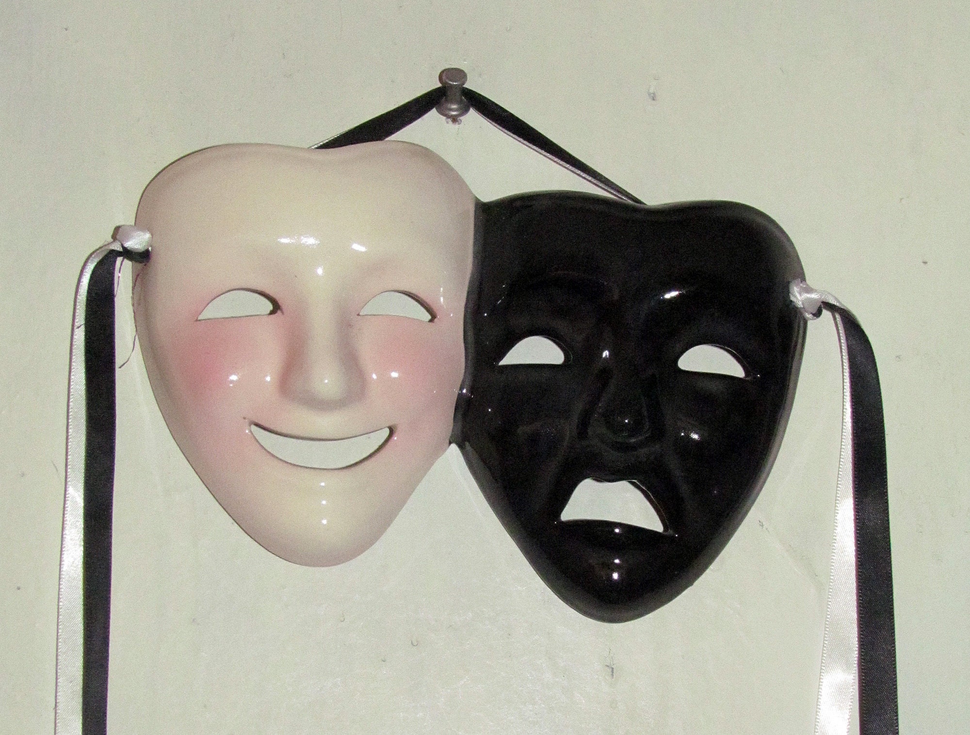 SCP 035 Maskgreek Comedy tragedy Maskstheater 