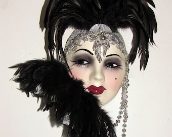 Unique Creations Lady Face Mask, Wall Decor , Wall Hanging - NEW IN BOX