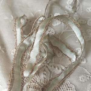 Antique Silk Light Green French OMBRE GOLD METAL Ribbon Trim Gathering Pull Thread 1/2" Wide X 1 Yard Edwardian or 1920s Vintage