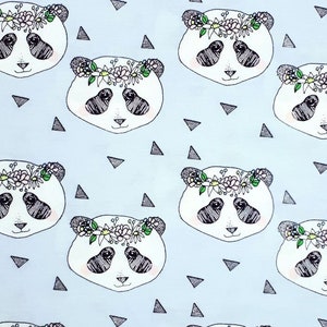 Tessuto Jersey Biologico Animali Panda Blu floreale 0,5 m