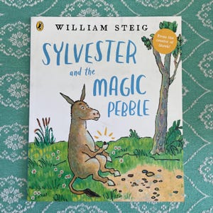 Sylvester and the Magic Pebble. William Steig. Quentin Blake. Funny. Book.Classic kids books Paperback. Illustration.