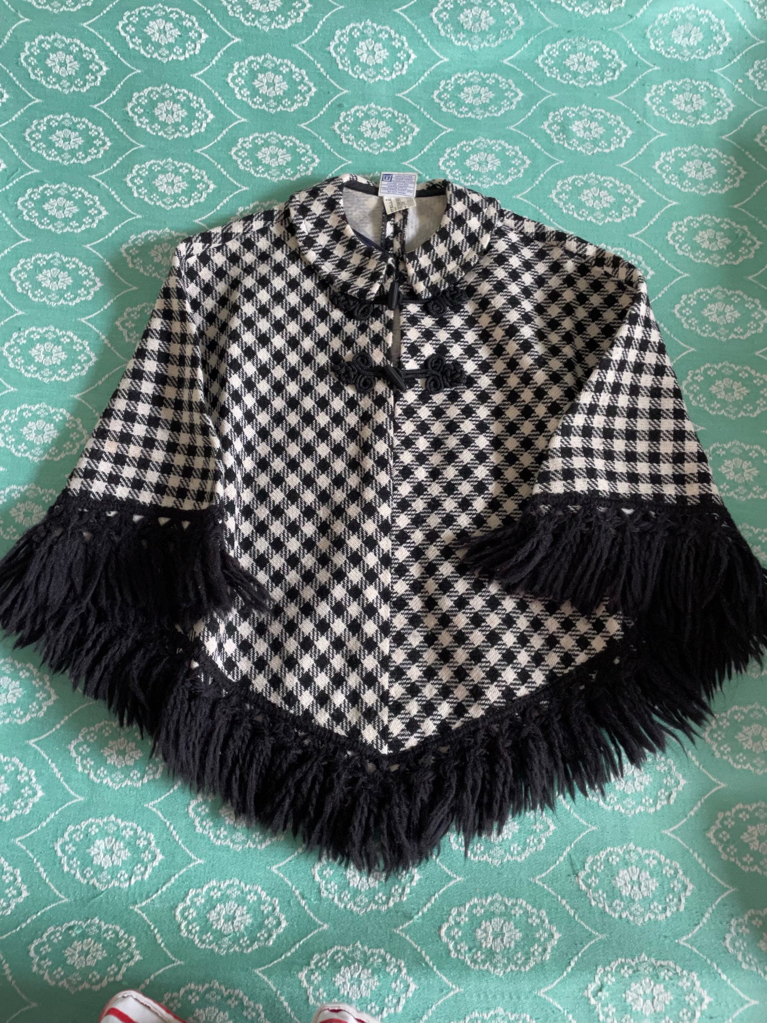 Houndstooth Poncho UK