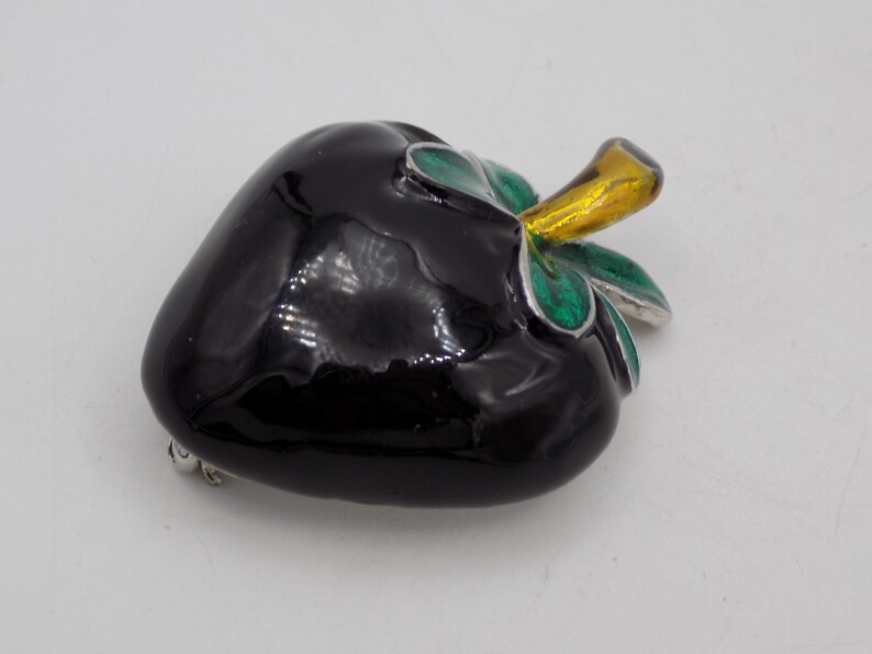 gift girl Vintage brooch,Golden metal and black enamel,Vintage jewelry,Gift Vintage,woman/'s brooch,woman jewelry,girl jewelry woman gift