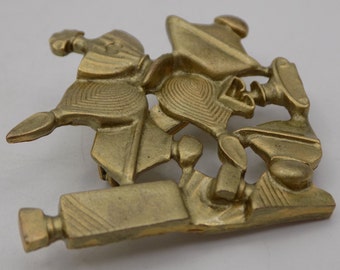 GUERLAIN, vintage brooch, GUERLAIN brooch, golden brooch, brand perfumes, vintage gift, vintage jewelry, women's jewelry, women's brooch