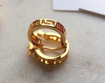 Kleine 18k chunky gouden dikke hoepels oorbellen voor vrouwen - Griekse key design hoepels - holle uit oorbellen - hoop meander cadeau voor moeder of dochter