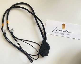 ブラックトルマリンペンダントネックレス、彼または彼女への生の保護ネックレスギフト