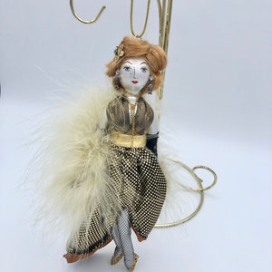 Soffierria de Carlini Italian Glass Lady Fashionista Ornament