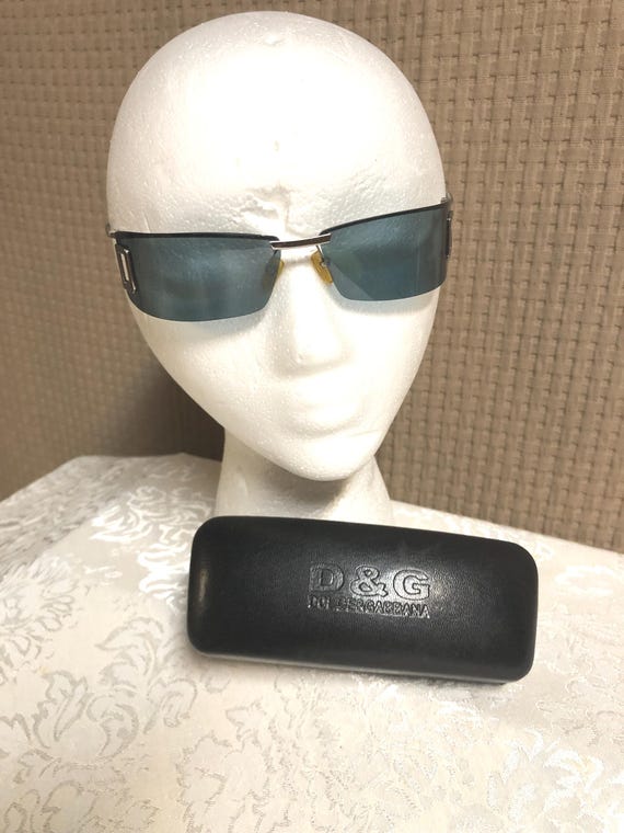 Dolce & Gabbana Wrap Around Sunglasses - Etsy display picture 1