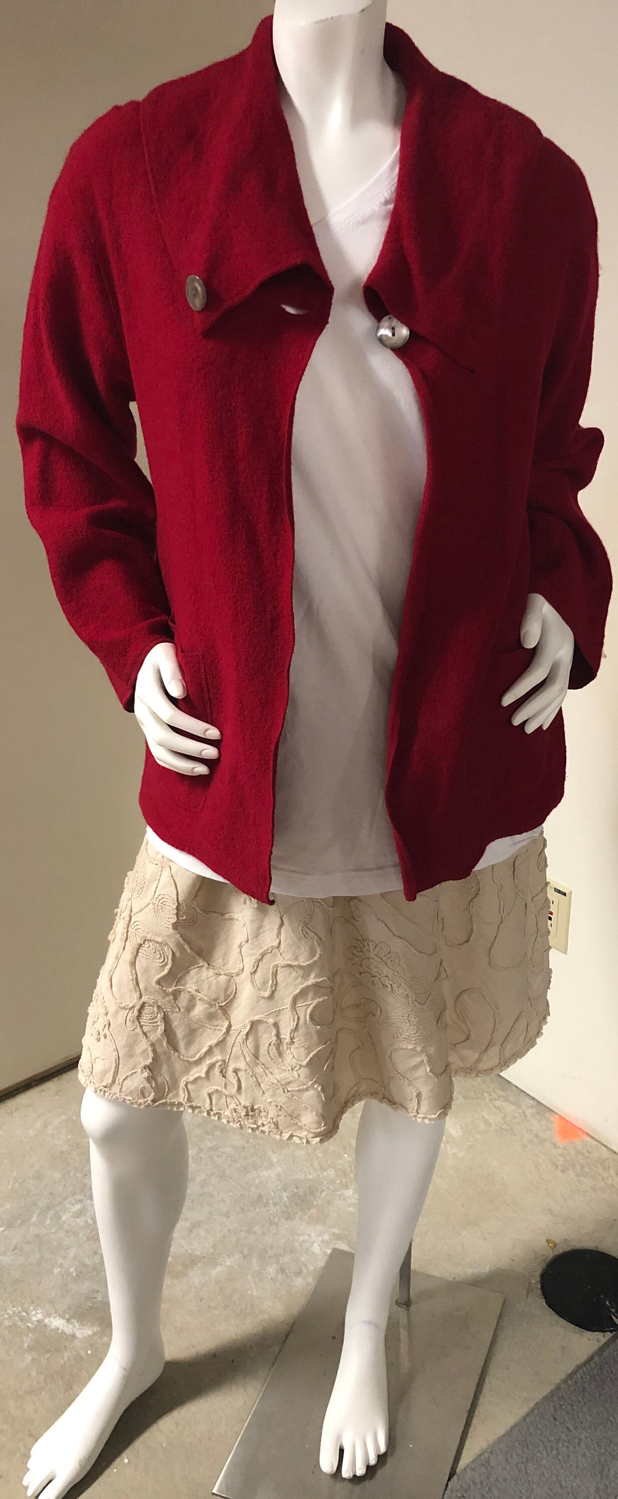 deane and white wool coat