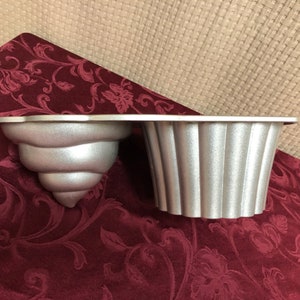 Nordic Ware Ginormous Cupcake Cake Pan