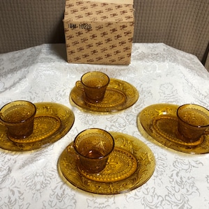 Tiara Indiana Glass Lunch Snack Tea Set