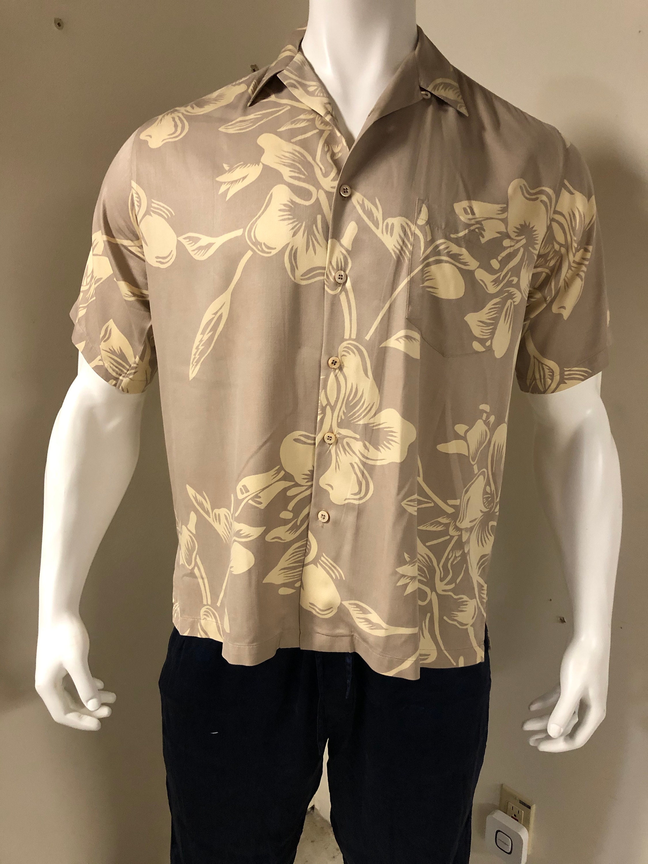 Hawaiian Island Republic 100% Silk 