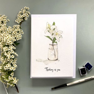 carte de lis de sympathie, pensant à vous carte de lis, carte de lis blanc de deuil, carte personnalisée de lis peinte à la main, carte blanche de lilles d'aquarelle