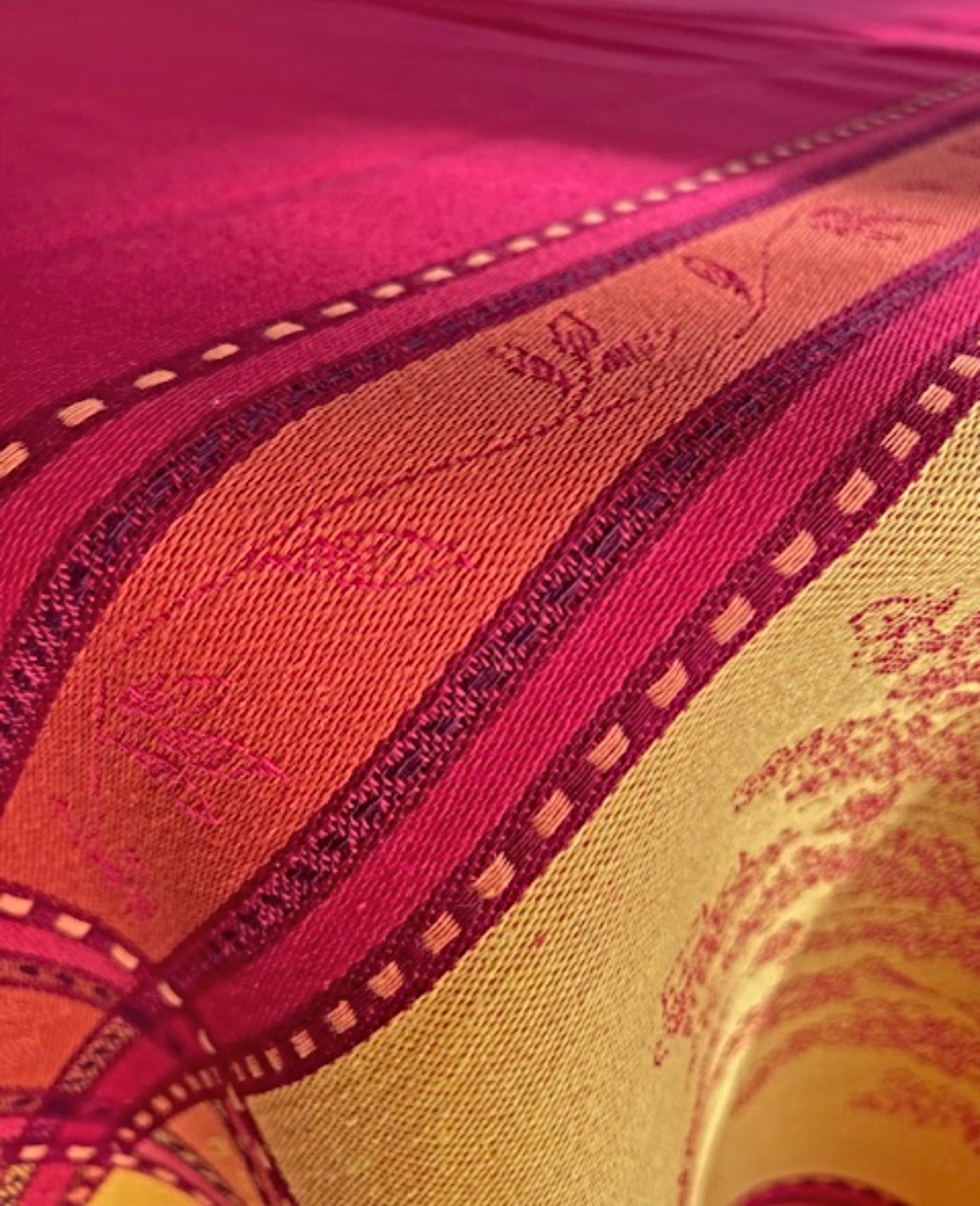 Lavender Jardin French Jacquard Tablecloth