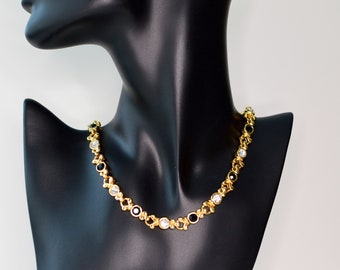 NINA RICCI Vintage 80s Gold tone with White and Black Diamonds glass crystals  Designer Runway Couture Necklace Choker . Rare.  Gorgeous .