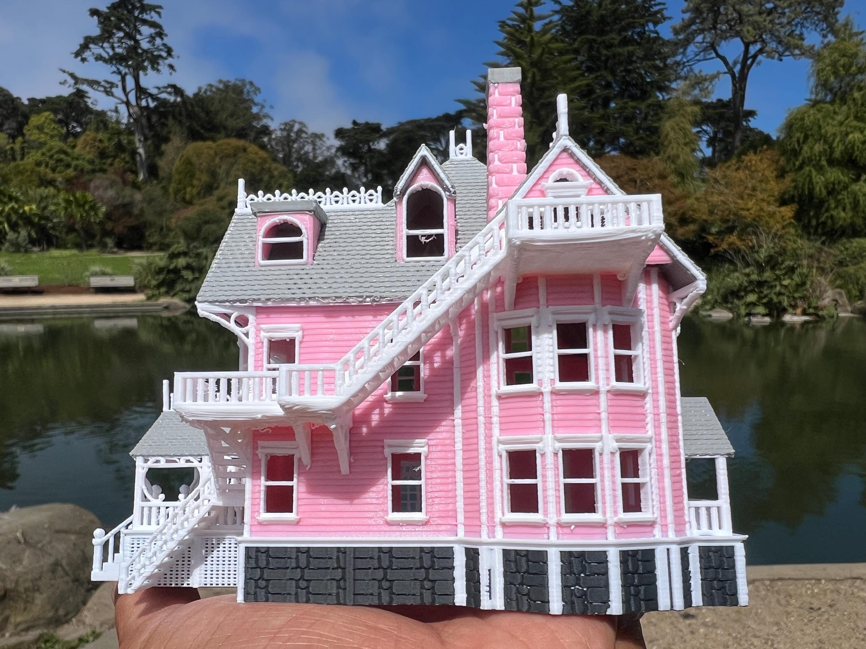 小物 PALACE x VivienneWestwoodTeddyCharm pink Pink Palace Apartment Building Block Set Halloween House